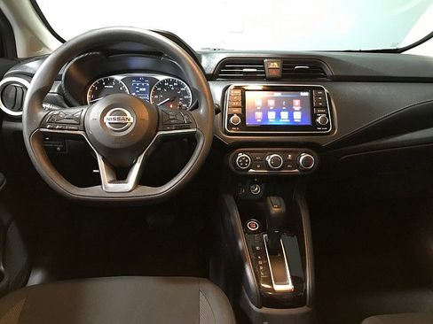 Used 2020 Nissan Versa S FWD image 21