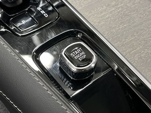 Used 2024 Volvo XC90 T8 Ultimate w/ Protection Package Premier image 24