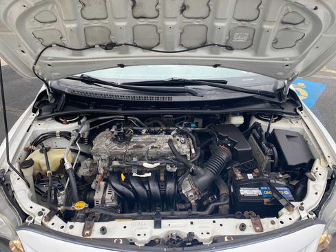 Used 2013 Toyota Corolla S w/ Premium Pkg FWD image 6