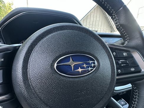 Used 2025 Subaru Outback Premium AWD/4WD image 12