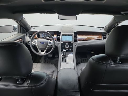 Used 2018 Ford Taurus Limited w/ Driver Assist Package AWD/4WD image 13
