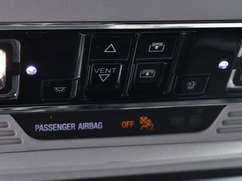 Used 2022 Lincoln Corsair AWD w/ Premium Package image 35