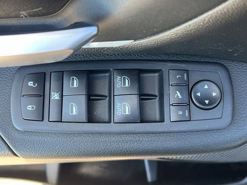 Used 2021 RAM 1500 Big Horn image 14