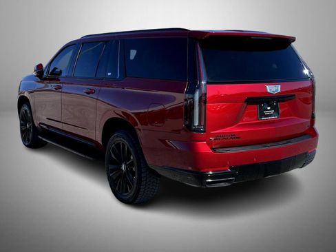 Certified 2025 Cadillac Escalade ESV Sport AWD/4WD image 7