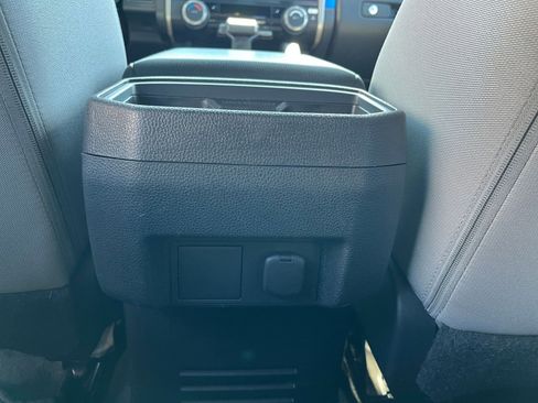 Used 2025 Toyota Tacoma TRD Off-Road image 23