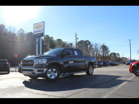 Used 2020 RAM 1500 Big Horn image 1