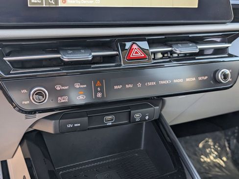 Certified 2023 Kia Niro Wave w/ Wave Preserve Package image 31