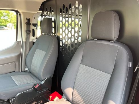 Used 2025 Ford Transit 250 Low Roof w/ Exterior Upgrade Package RWD image 17