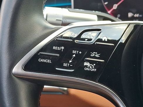 Used 2021 Mercedes-Benz S 580 4MATIC Sedan w/ AMG Line image 22