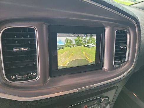 Used 2020 Dodge Charger SXT RWD image 28