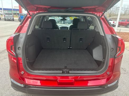 Used 2022 GMC Terrain SLE w/ Driver Convenience Package image 28