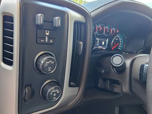 Used 2017 GMC Sierra 1500 SLT w/ Texas SLT Premium Package AWD/4WD image 18
