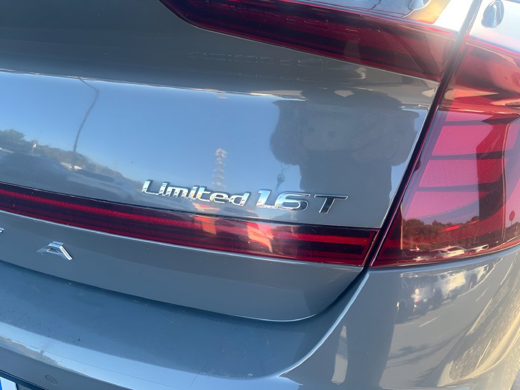 Used 2021 Hyundai Sonata Limited FWD image 12
