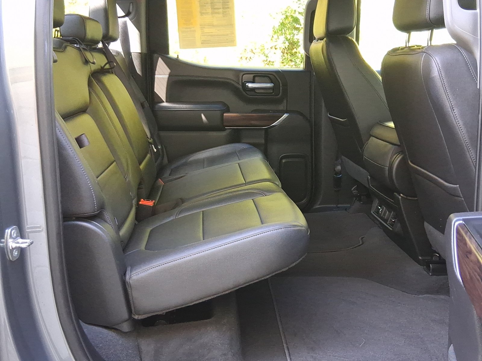 Used 2021 GMC Sierra 1500 SLT w/ X31 Off-Road Package AWD/4WD image 12