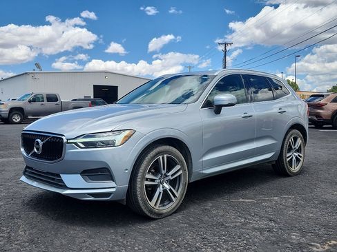 Used 2018 Volvo XC60 T5 Momentum w/ Convenience Package AWD/4WD image 1