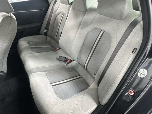 Used 2022 Hyundai Sonata SE image 12