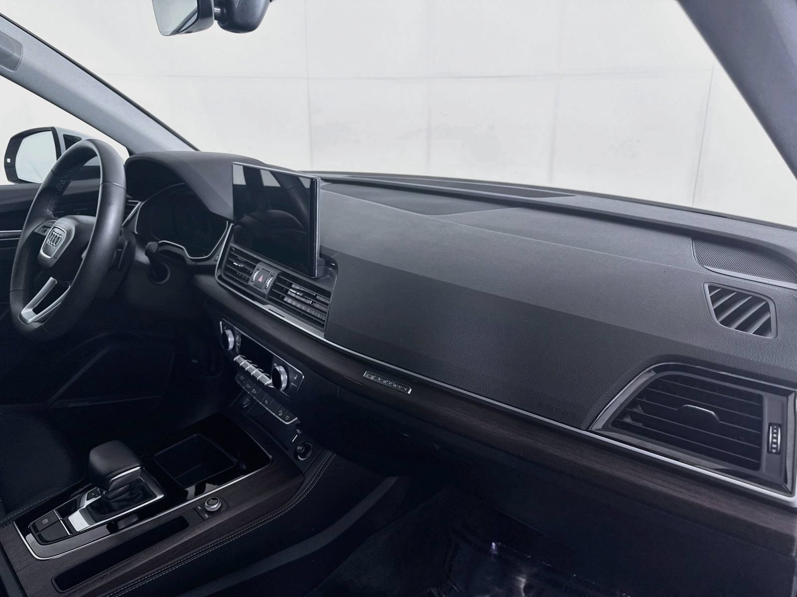 Certified 2023 Audi Q5 2.0T Premium Plus w/ Premium Plus Package AWD/4WD image 28