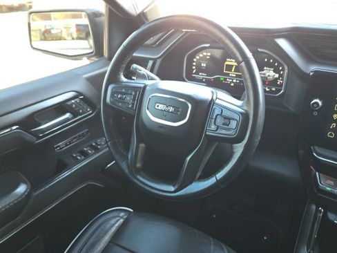 Used 2022 GMC Sierra 1500 AT4X image 32