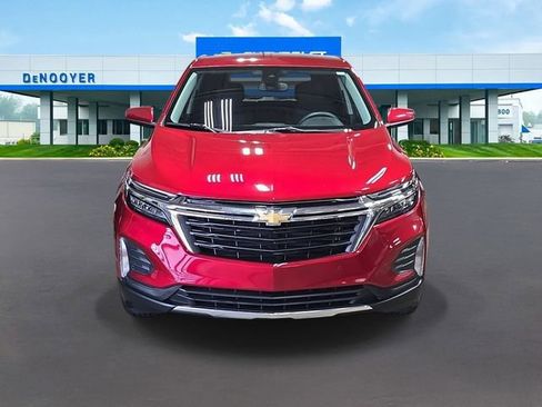 Used 2024 Chevrolet Equinox LT w/ LPO, Floor Liner Package AWD/4WD image 3