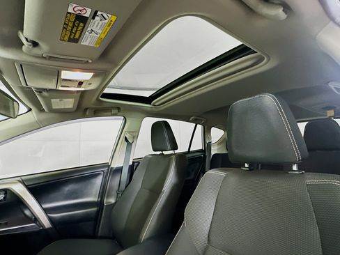 Used 2018 Toyota RAV4 XLE image 24