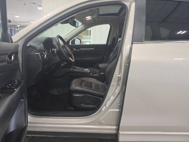 Used 2025 MAZDA CX-5 AWD 2.5 S w/ Preferred Package image 23