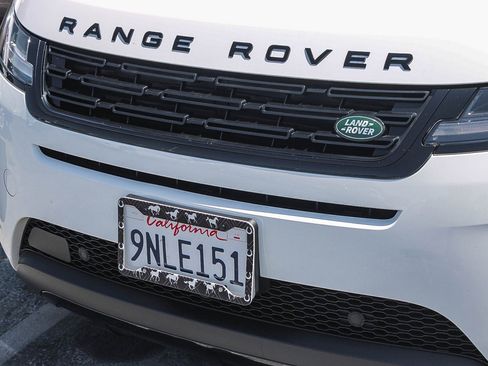 Used 2024 Land Rover Range Rover Evoque S AWD/4WD image 7