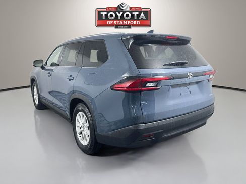 Certified 2025 Toyota Grand Highlander FWD image 5