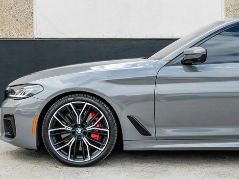 Used 2021 BMW M550i xDrive w/ Premium Package AWD/4WD image 16