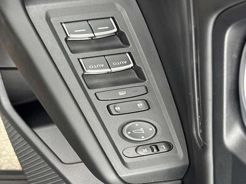 Used 2023 Honda Accord EX image 7