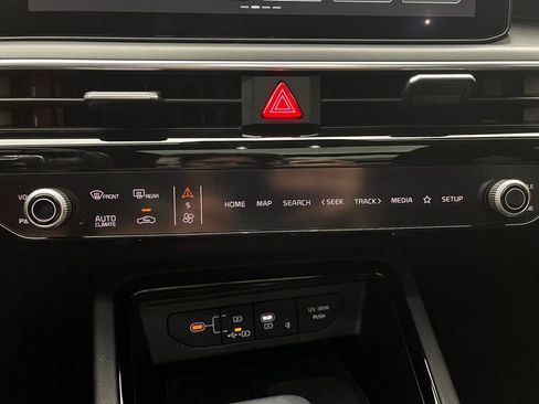 Used 2025 Kia K5 GT FWD image 27