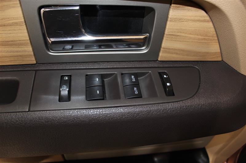Used 2011 Ford F150 Lariat AWD/4WD image 26