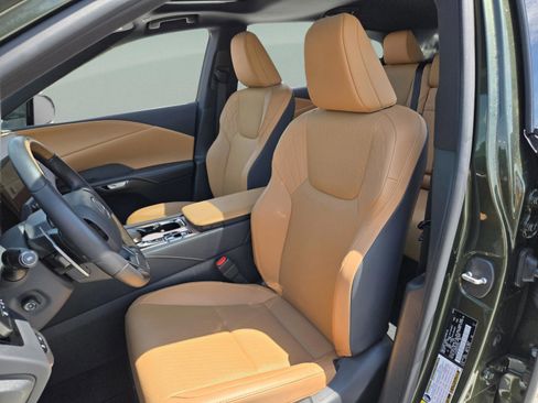 Used 2025 Lexus RX 350 Premium w/ Accessory Package (Z1) FWD image 26