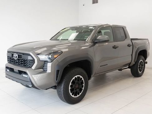 Used 2024 Toyota Tacoma TRD Off-Road AWD/4WD image 8