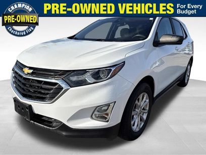 Used 2021 Chevrolet Equinox LS w/ LS Convenience Package