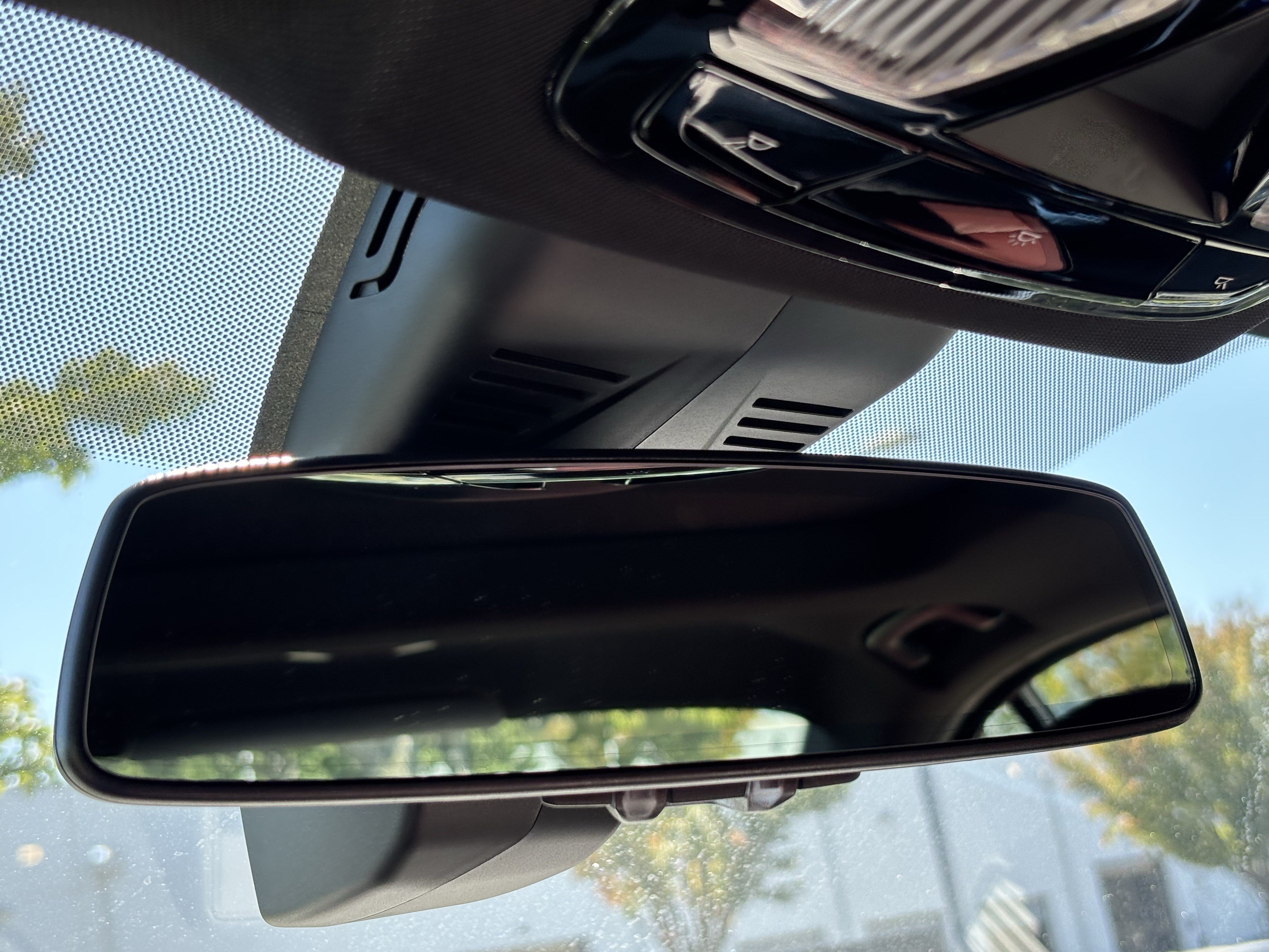 Certified 2025 BMW 330i Sedan RWD image 27