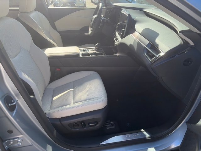 Used 2024 Lexus RX 350 Premium w/ Cold Area Package AWD/4WD image 28
