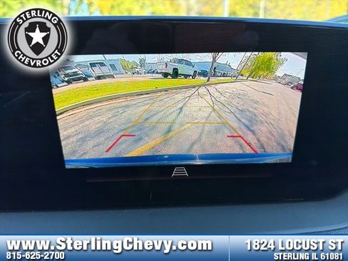 Used 2024 Buick Encore GX Sport Touring image 17