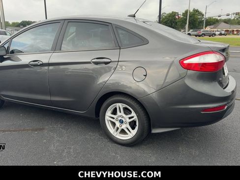 Used 2019 Ford Fiesta SE FWD image 6