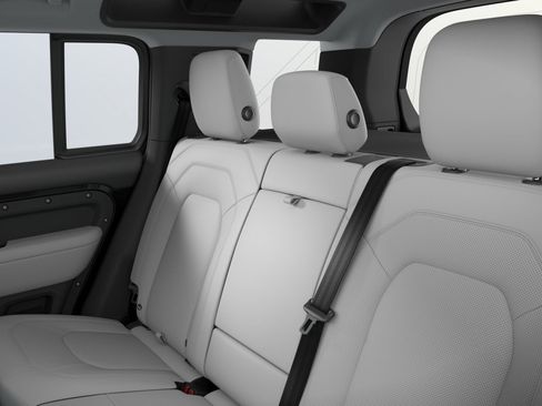 New 2026 Land Rover Defender 110 X-Dynamic SE AWD/4WD image 7