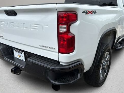Used 2024 Chevrolet Silverado 2500 Custom w/ Custom Value Package AWD/4WD image 36