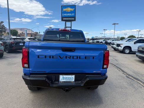 Used 2026 Chevrolet Colorado ZR2 w/ Technology Package AWD/4WD image 6
