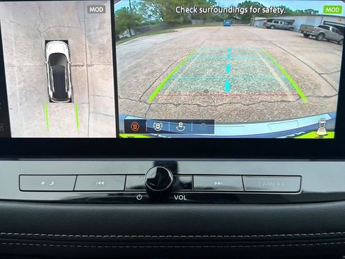 Used 2024 Nissan Rogue SL w/ SL Premium Package image 5