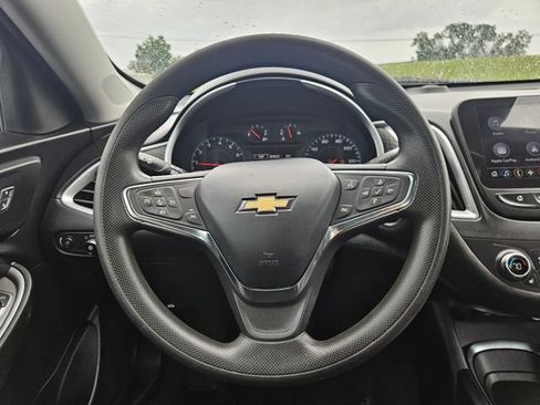 Used 2024 Chevrolet Malibu LT FWD image 14