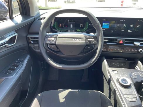New 2026 Kia Sportage S AWD/4WD image 12