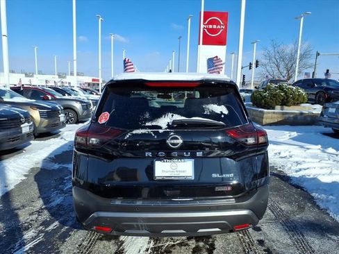 Used 2023 Nissan Rogue SL image 4
