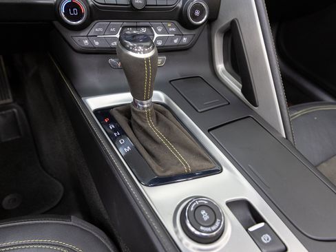 Used 2016 Chevrolet Corvette Stingray Convertible w/ 3LT Preferred Equipment Group image 18