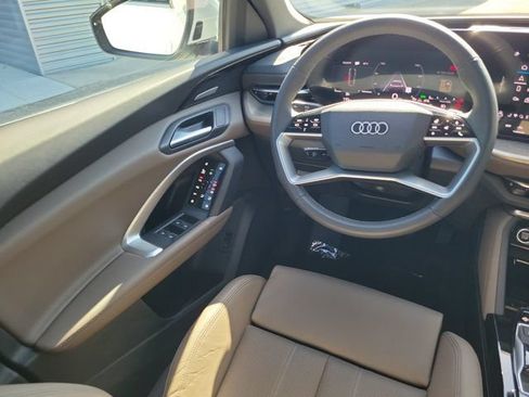 Used 2025 Audi Q5 Prestige AWD/4WD image 13