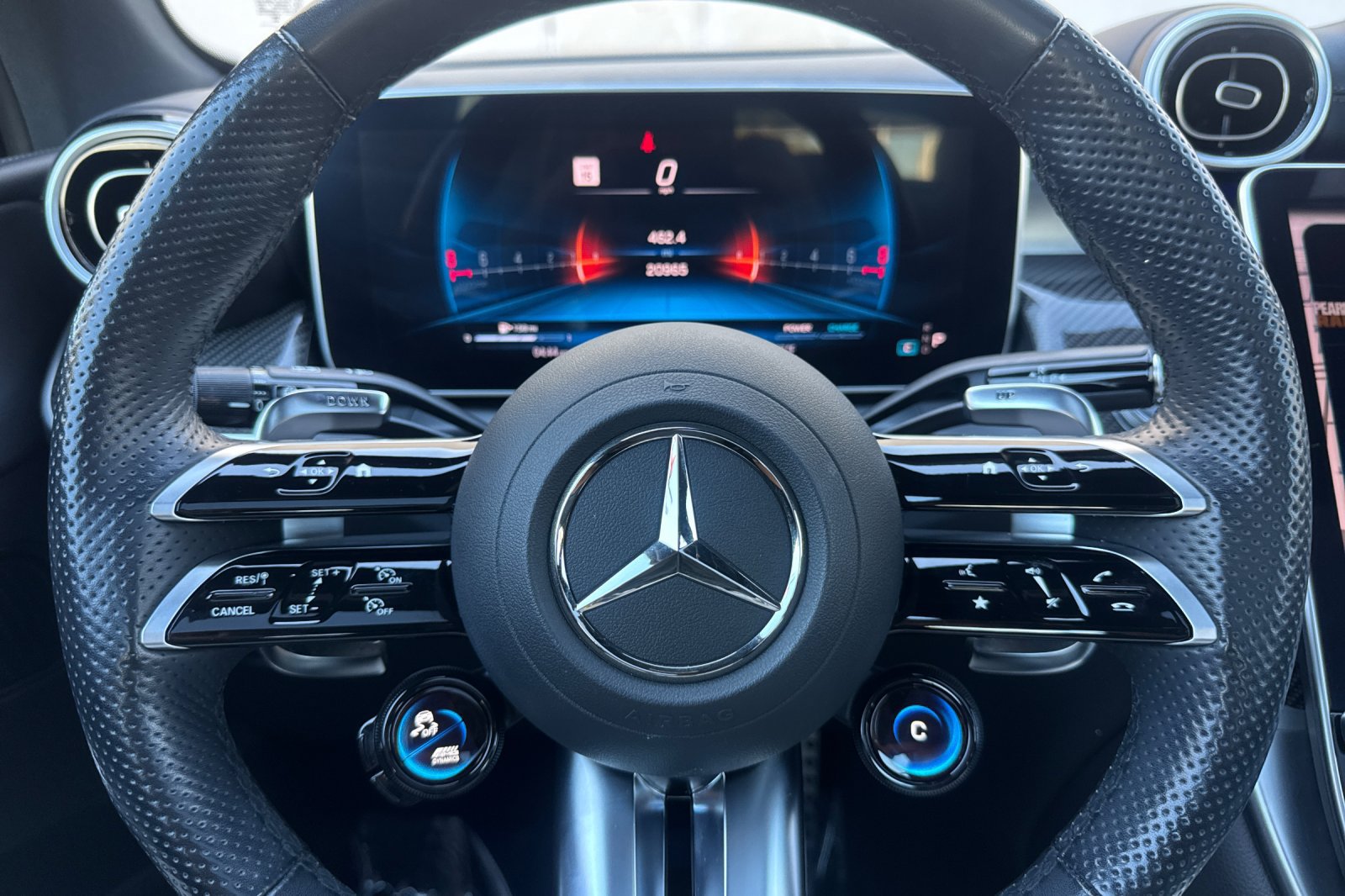 Used 2024 Mercedes-Benz GLC 43 AMG 4MATIC image 24