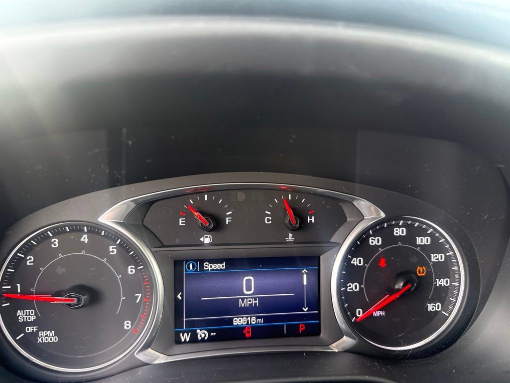 Used 2022 GMC Acadia SLE w/ Elevation Edition FWD image 16