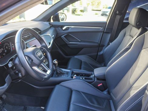 Used 2022 Audi Q3 2.0T Premium Plus w/ Premium Plus Package image 22